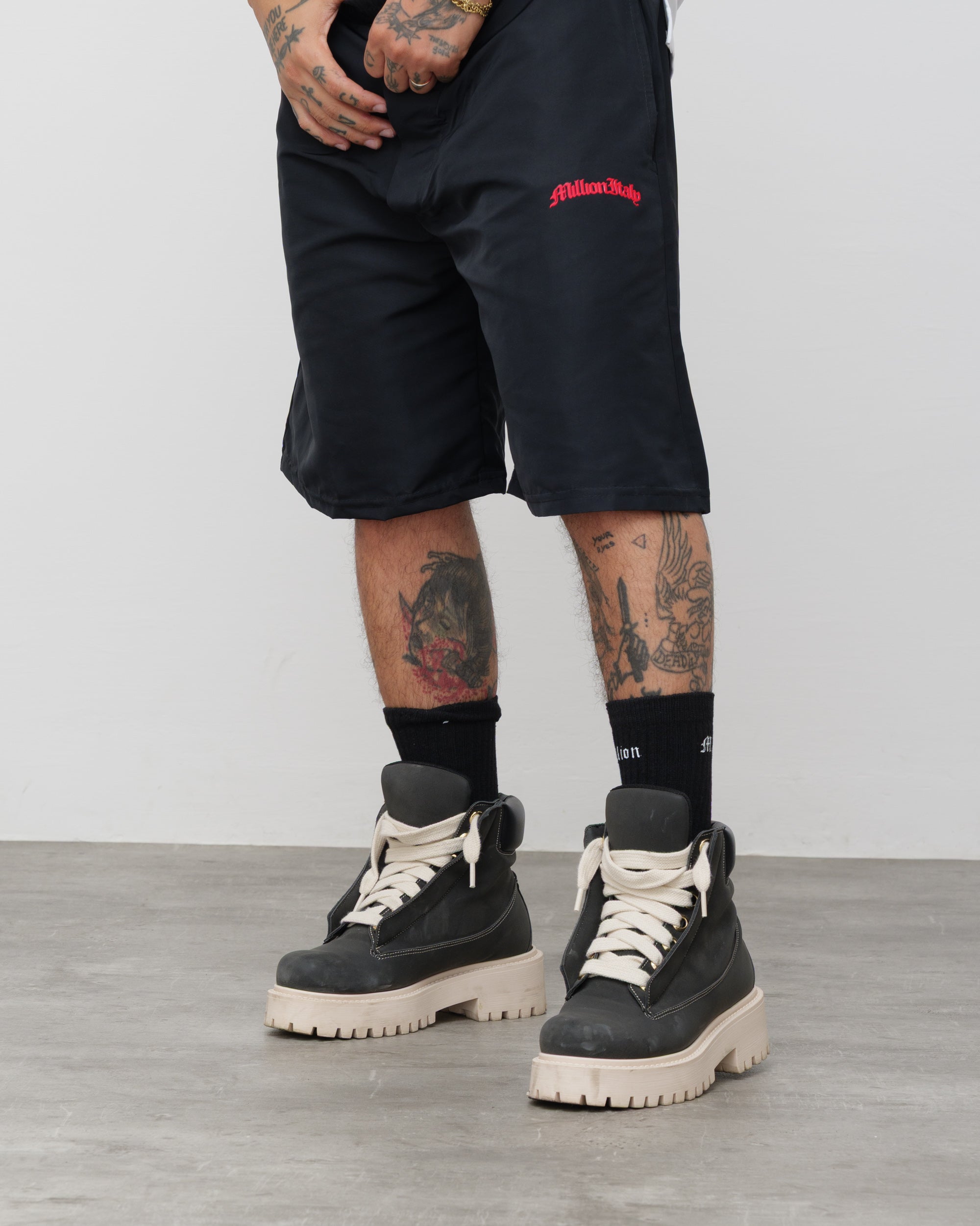 Tech Shorts Black - Red Logo