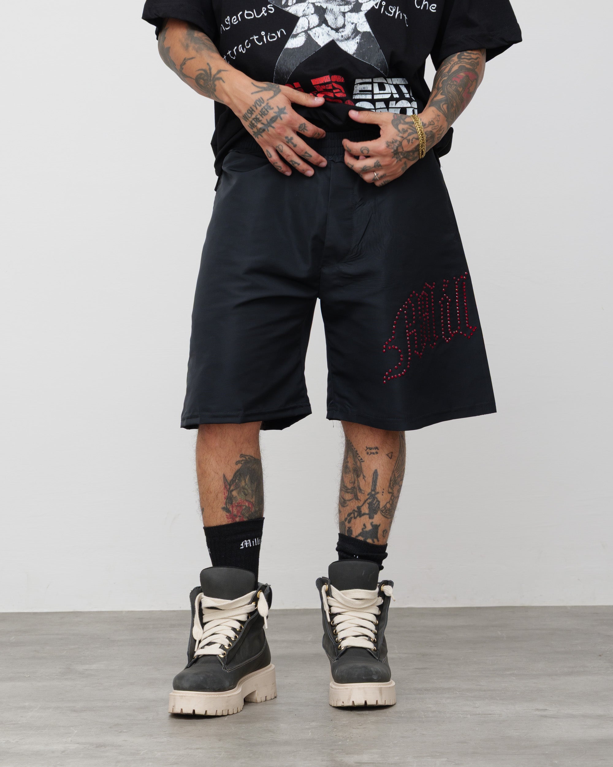 Tech Shorts Black - Red Diamond