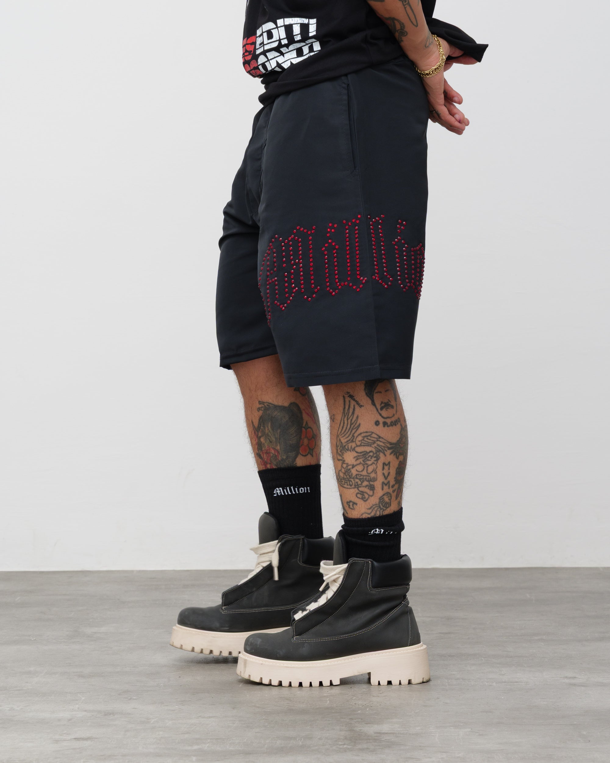 Tech Shorts Black - Red Diamond