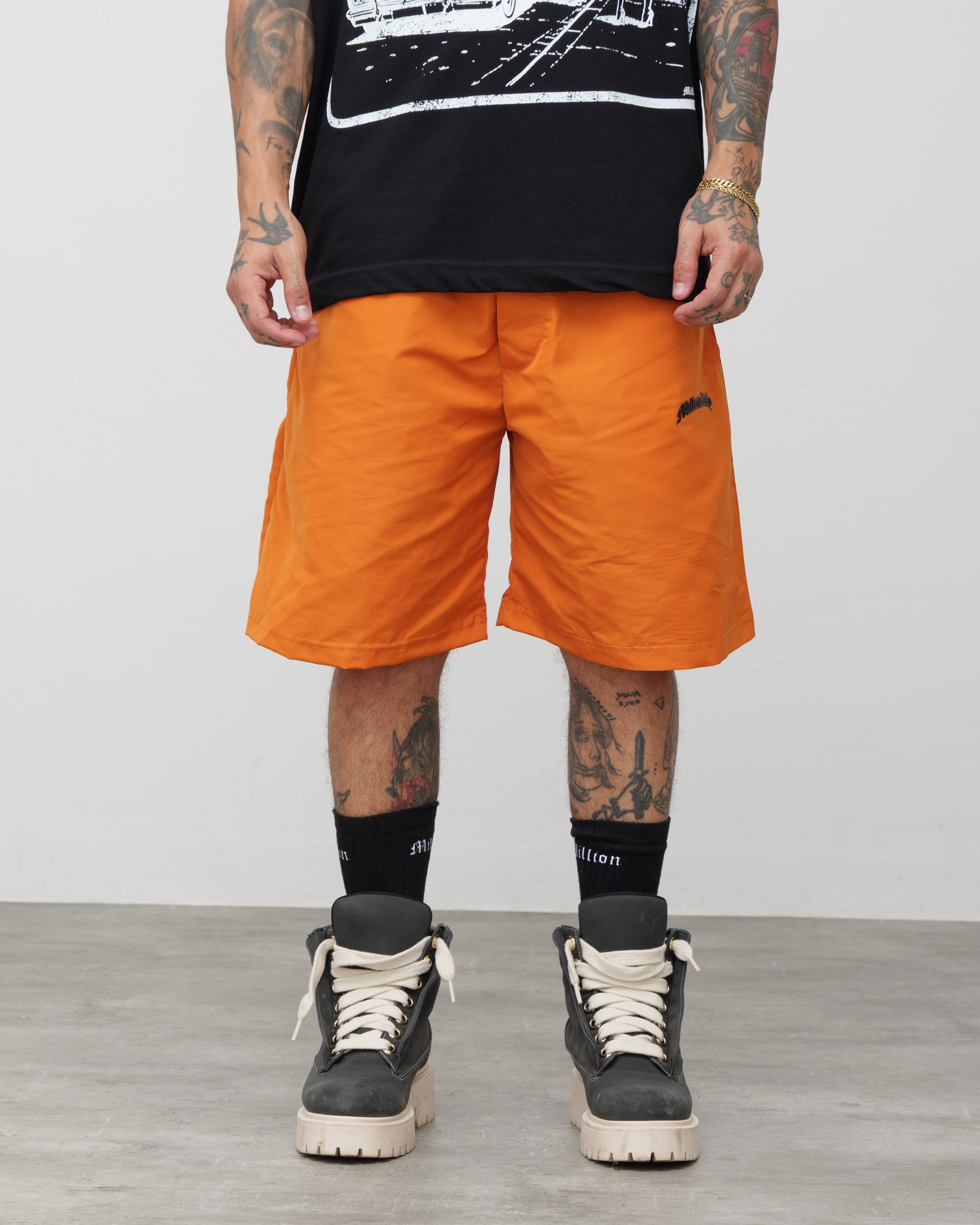 Tech Shorts Orange - Black Logo
