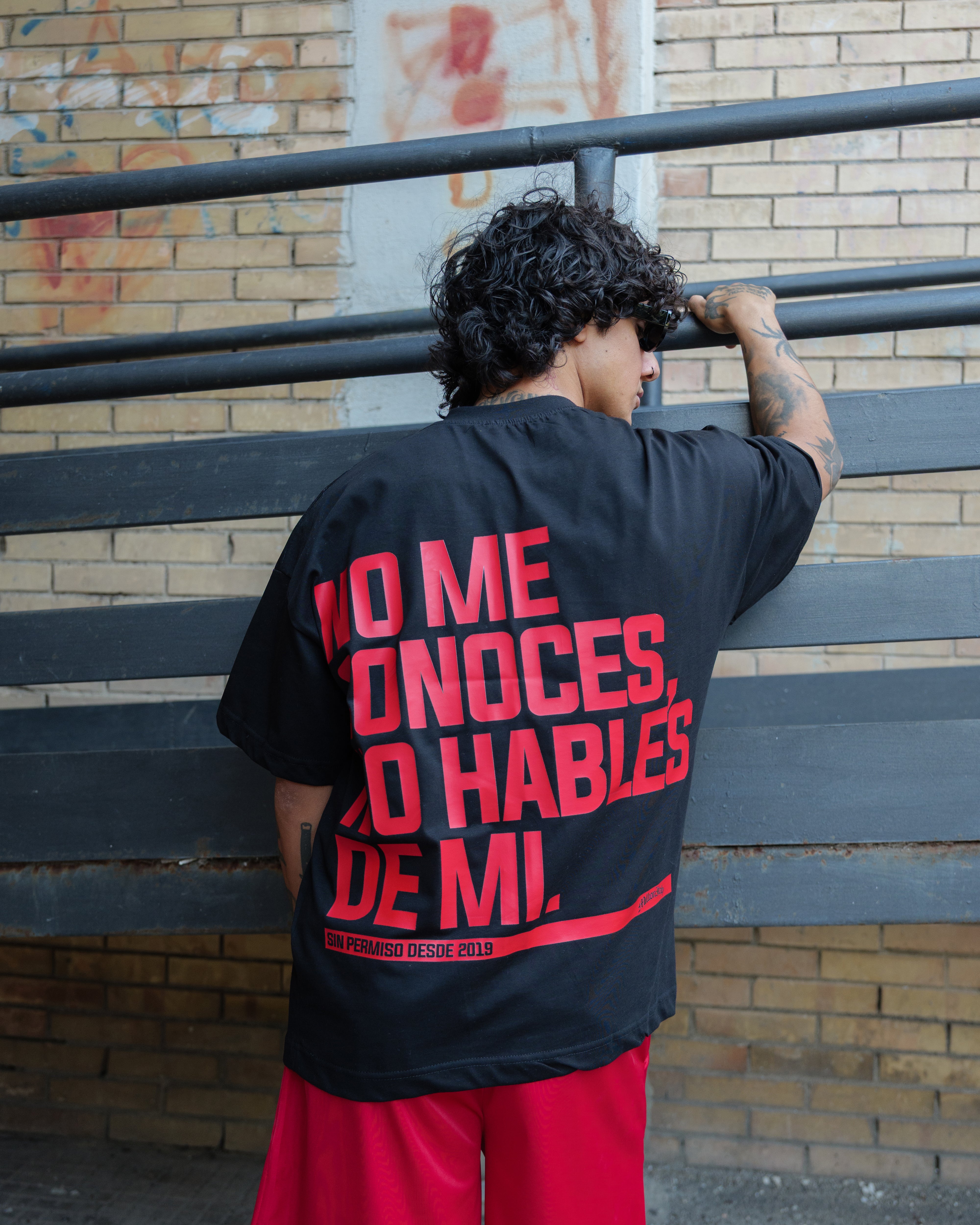 Black No Hables T-Shirt